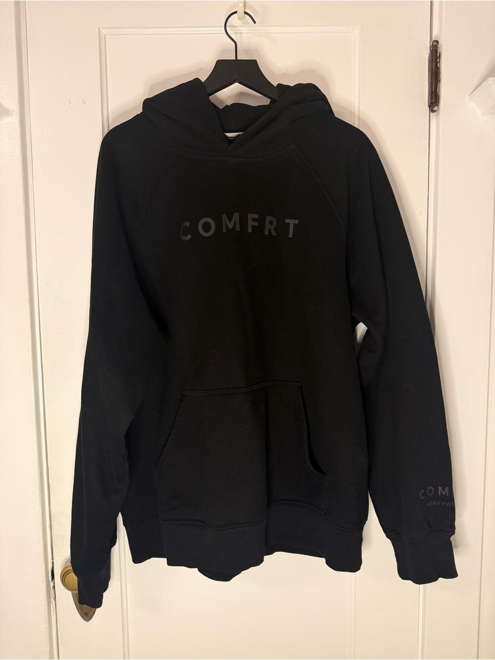 COMFRT Men's Black Pullover Hoodie